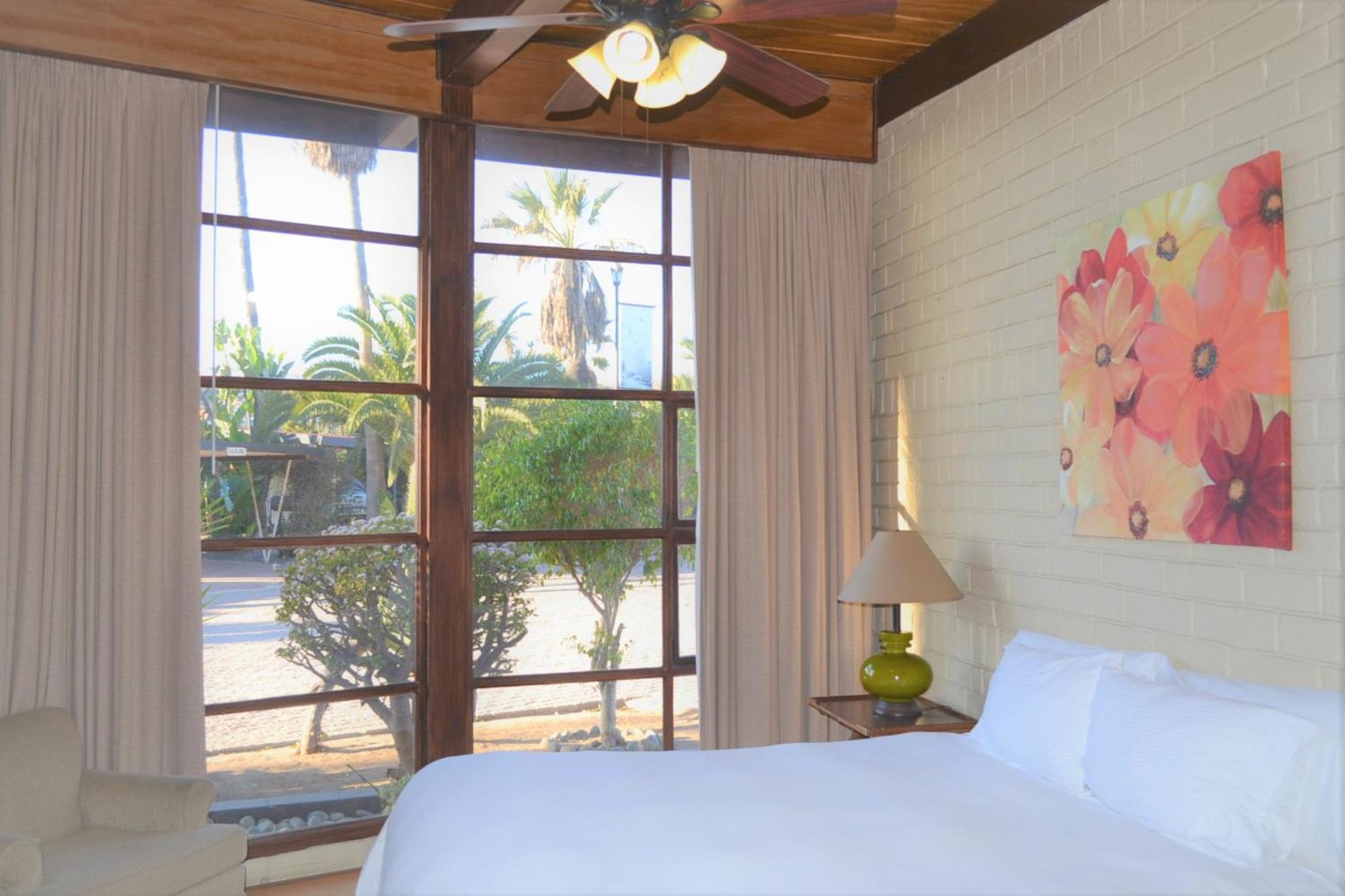 Hotel Quintas Papagayo Ensenada Bilik gambar